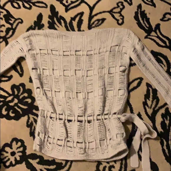 BCBG sweater - Picture 4 of 5